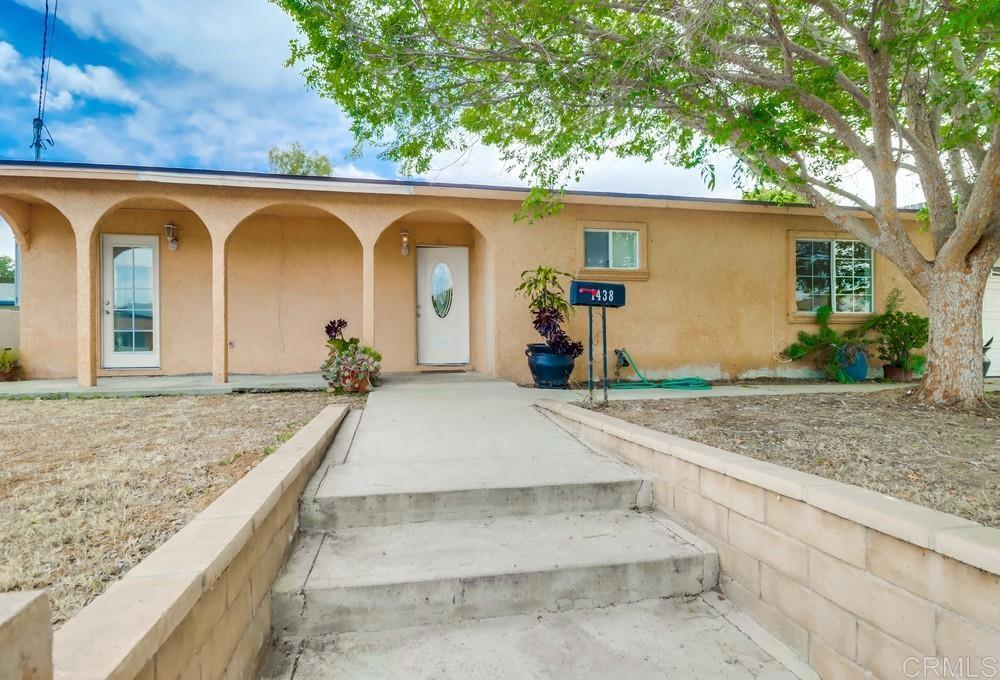 Photo of Listing #PTP2502656