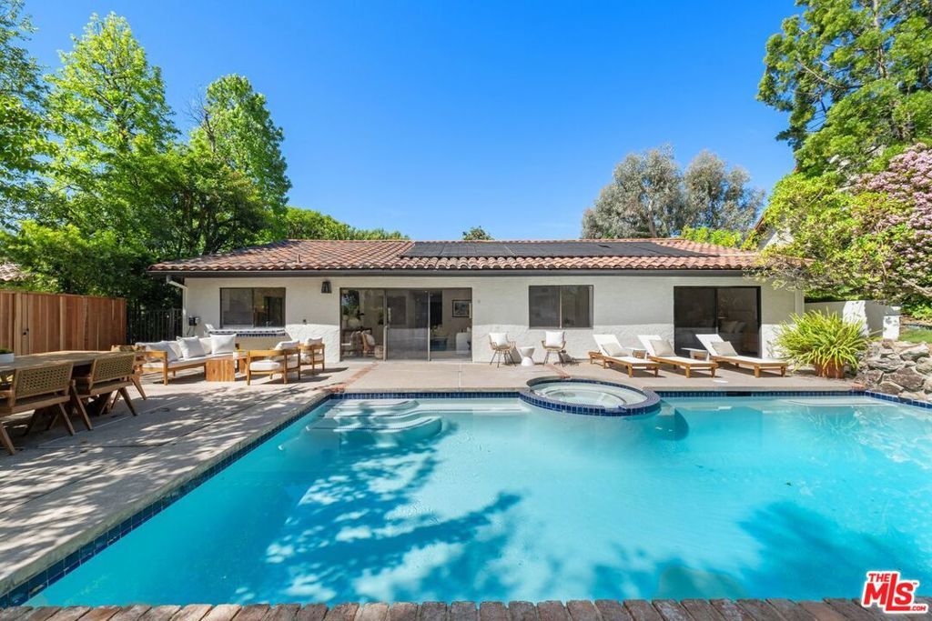 Photo of Listing #25525205