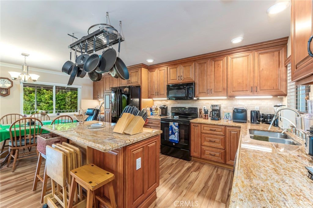 Photo of Listing #OC25081919