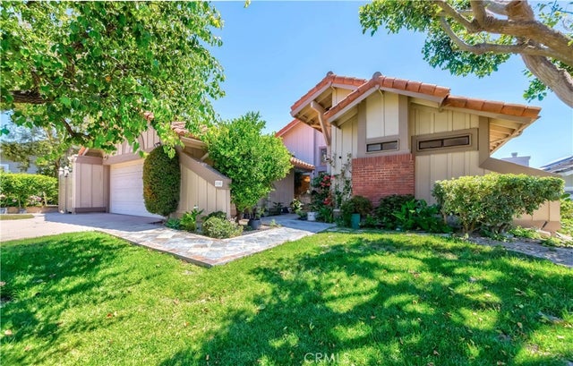 10 Mela Lane, Rancho Palos Verdes.