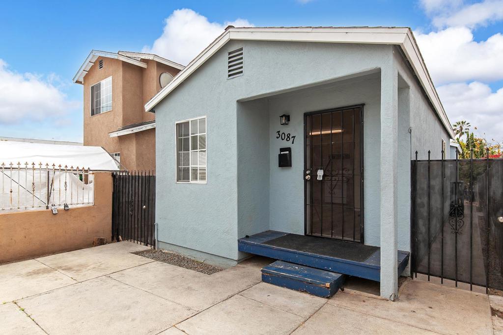 Photo of Listing #PTP2502664