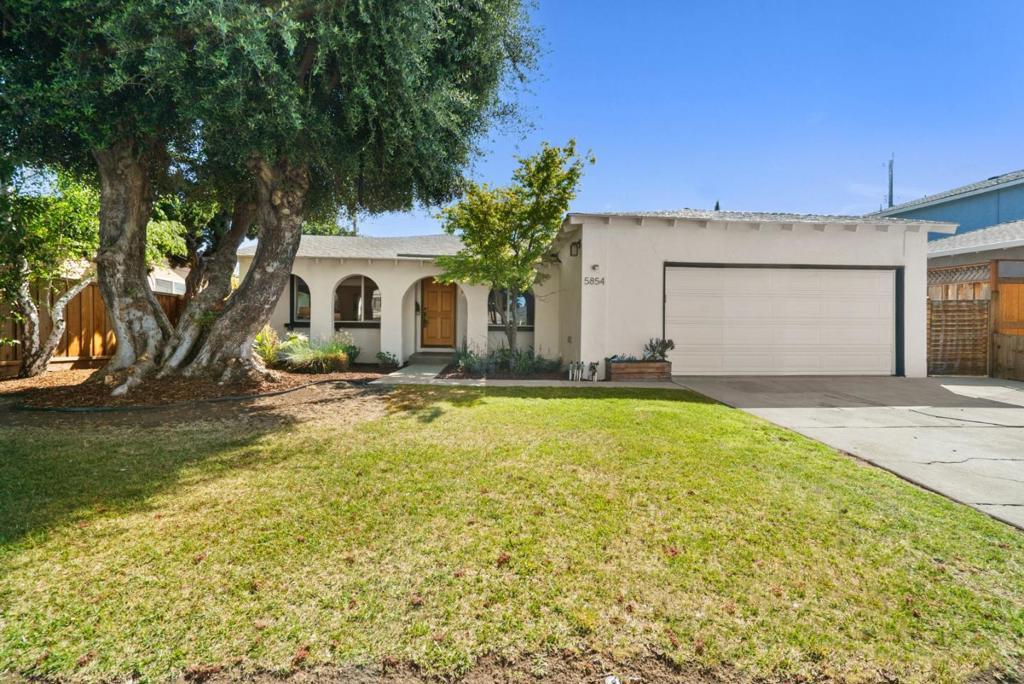 Photo of Listing #ML82002584