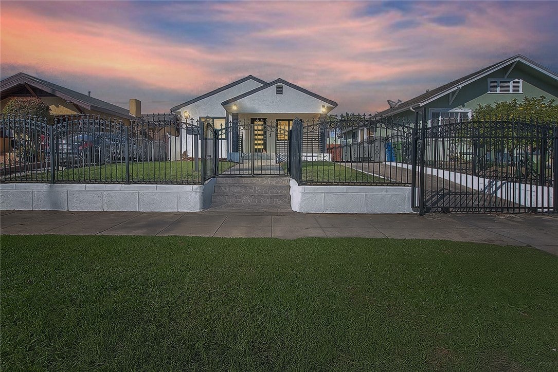 Photo of Listing #PW25082883