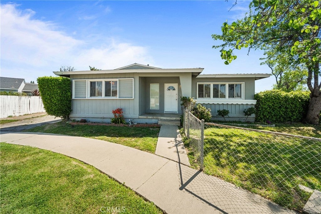 Photo of Listing #OC25077121