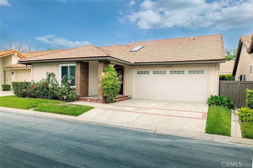 Photo of Listing #SW25083181