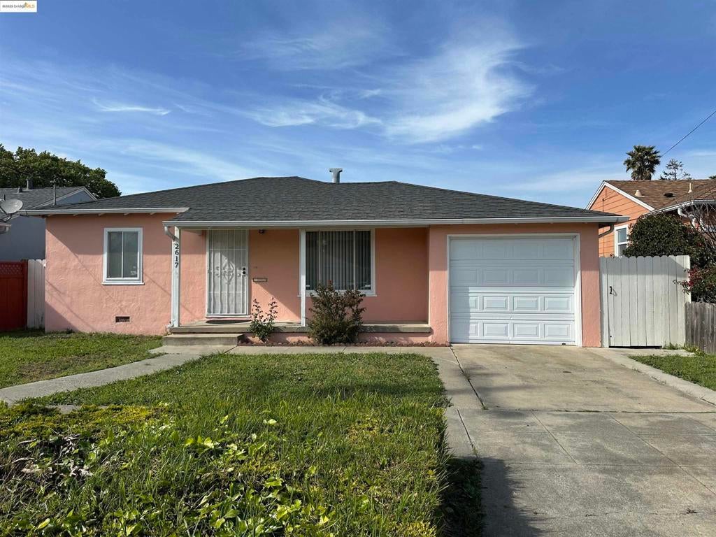 Photo of Listing #41093427