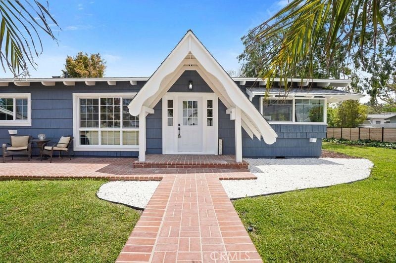 Photo of Listing #RS25083374