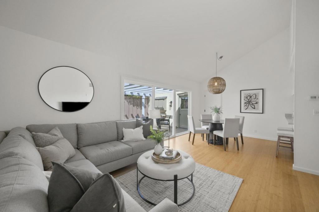 Photo of Listing #ML82002380