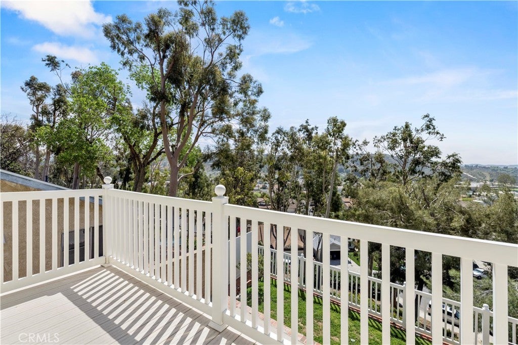 Photo of Listing #SR25082841