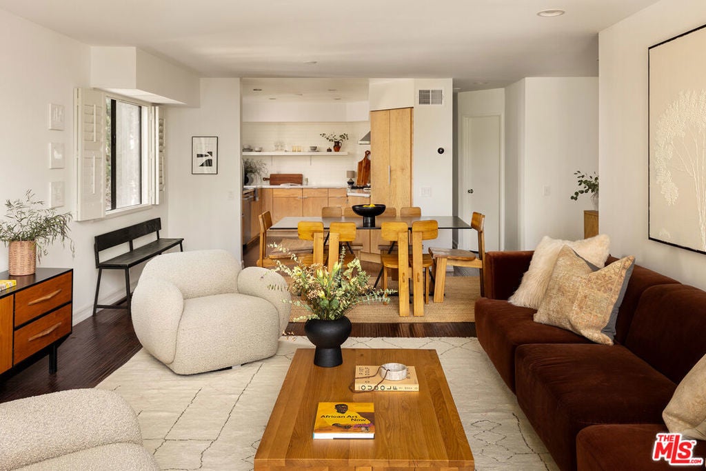 Photo of Listing #25525725