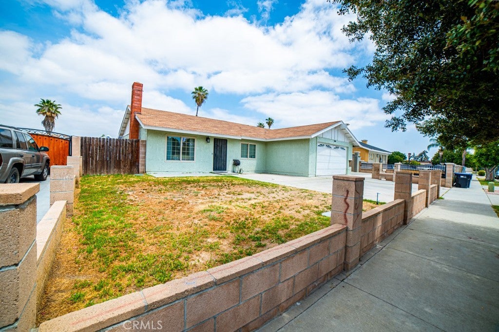 Photo of Listing #IV25082762