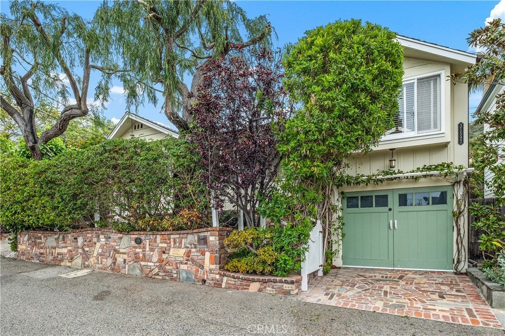 Photo of Listing #OC25080110