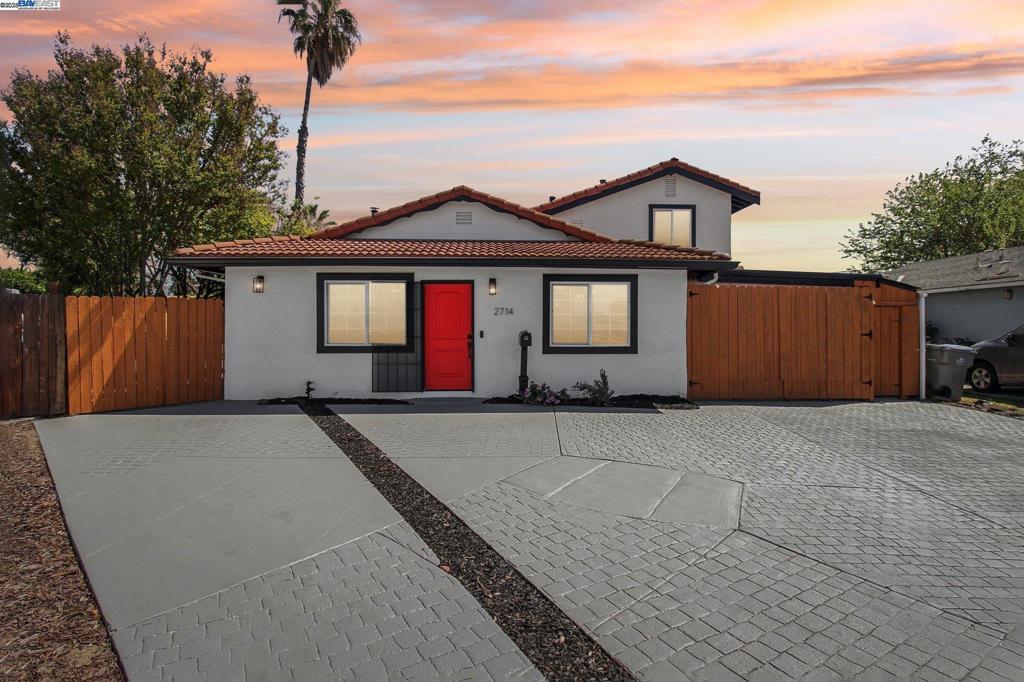 Photo of Listing #41093504