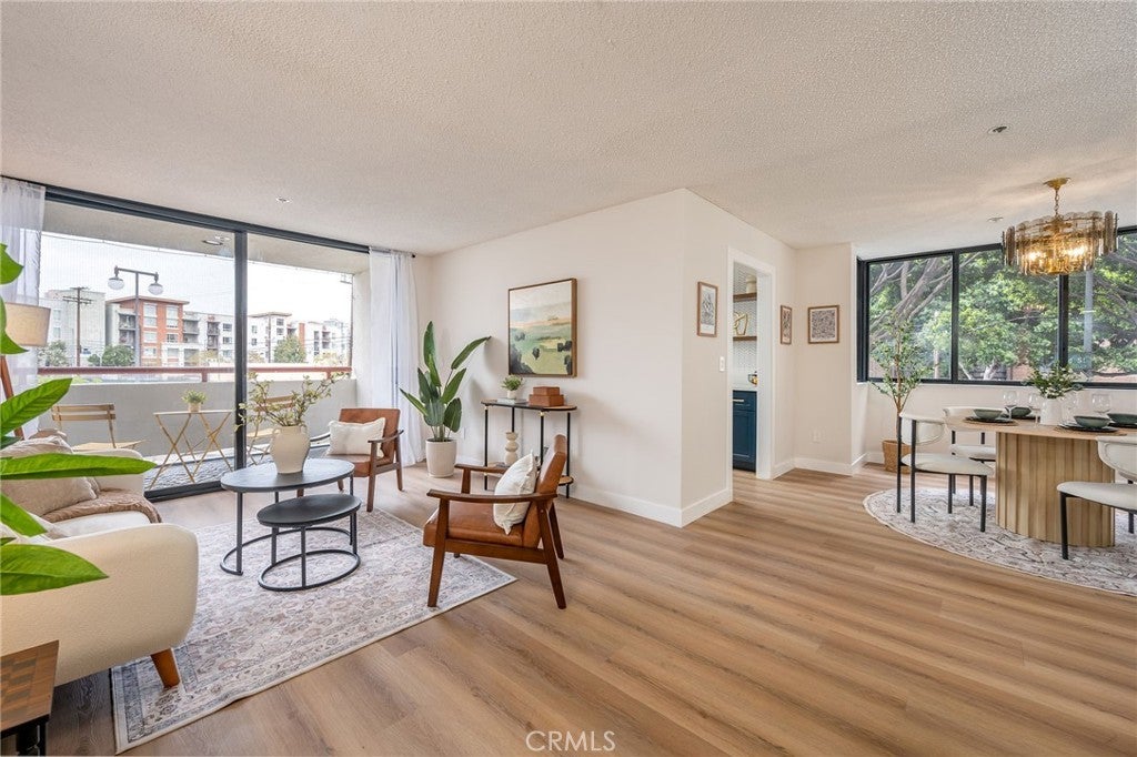 Photo of Listing #SB25083256