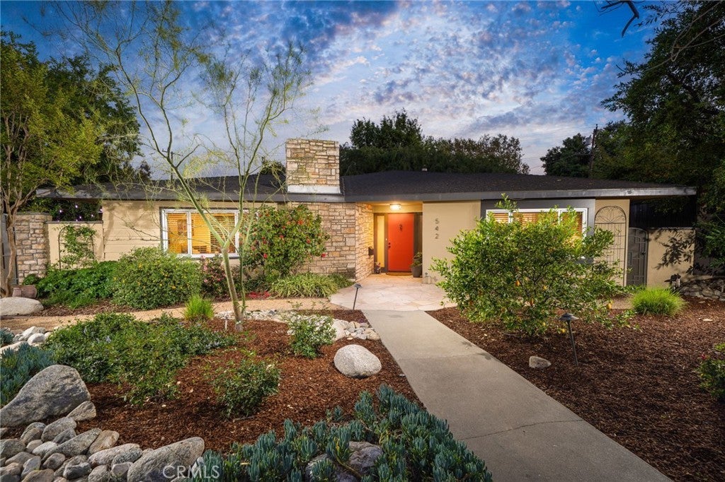 Photo of Listing #CV25083107