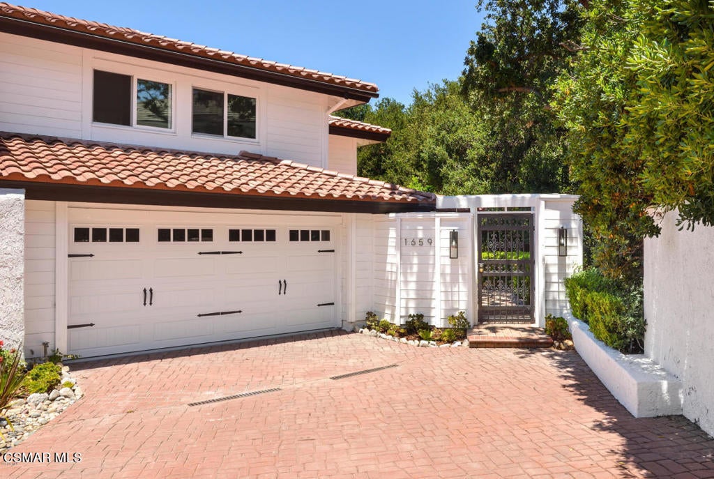 Photo of Listing #225001874