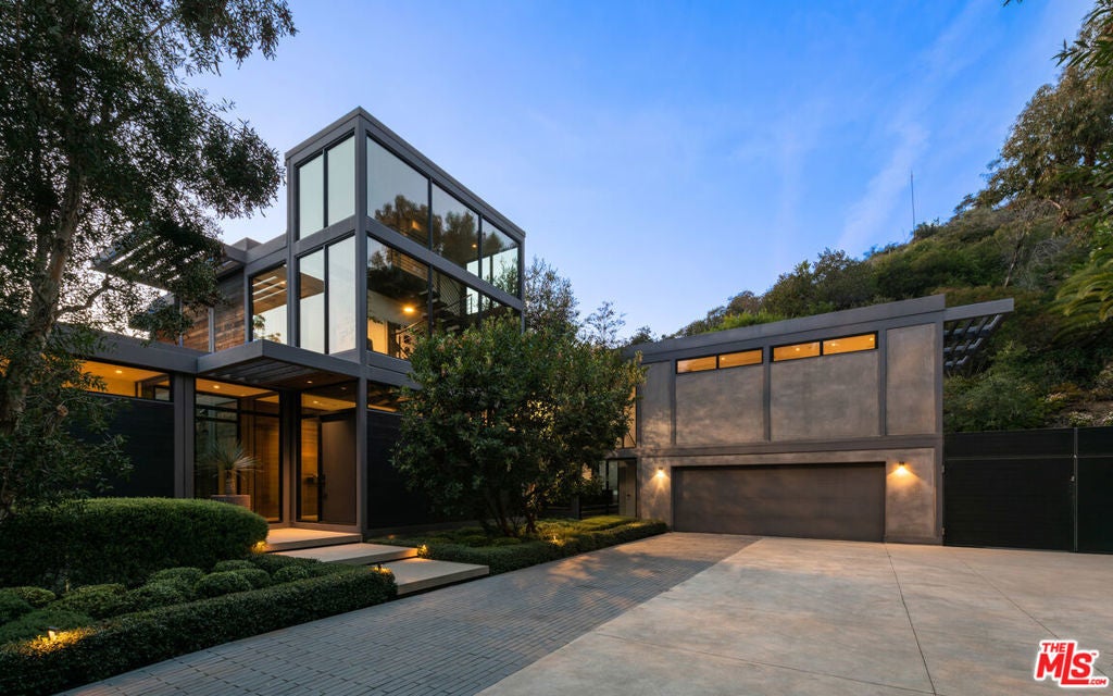 Photo of Listing #25526207