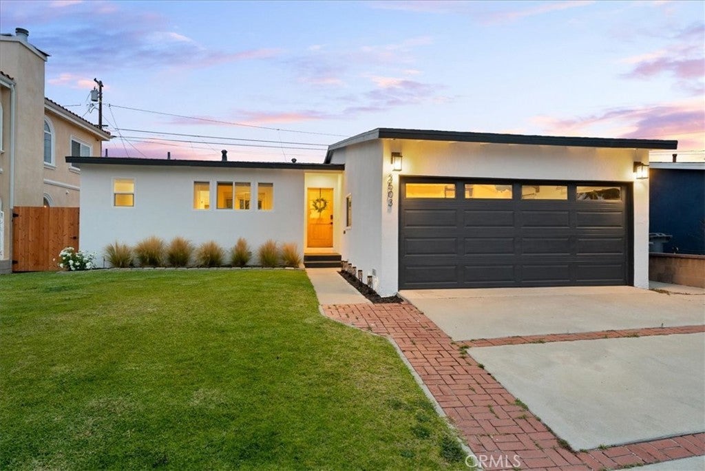 Photo of Listing #SB25083413