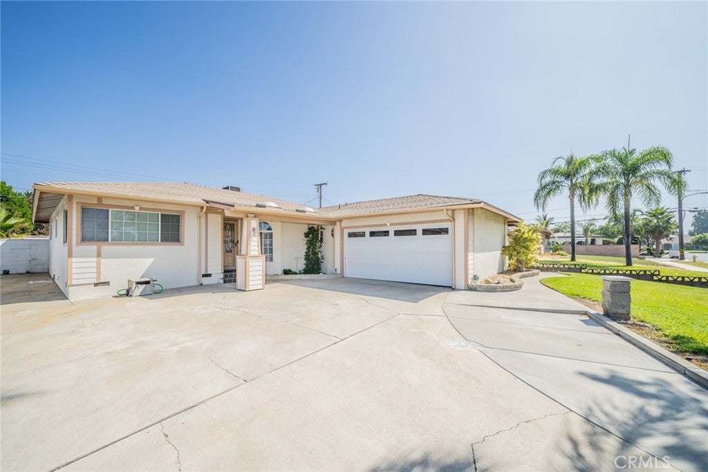 Photo of Listing #CV25084083