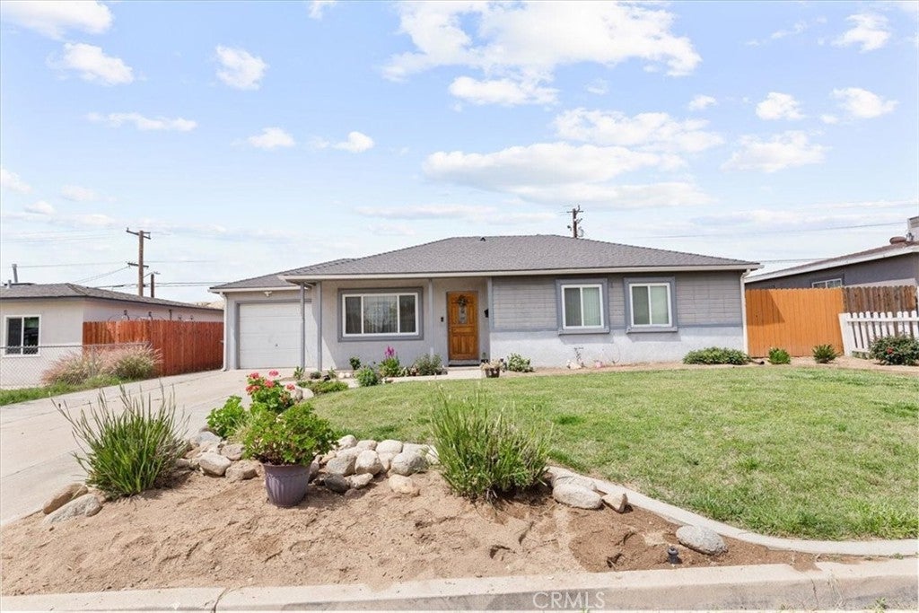 Photo of Listing #CV25083163