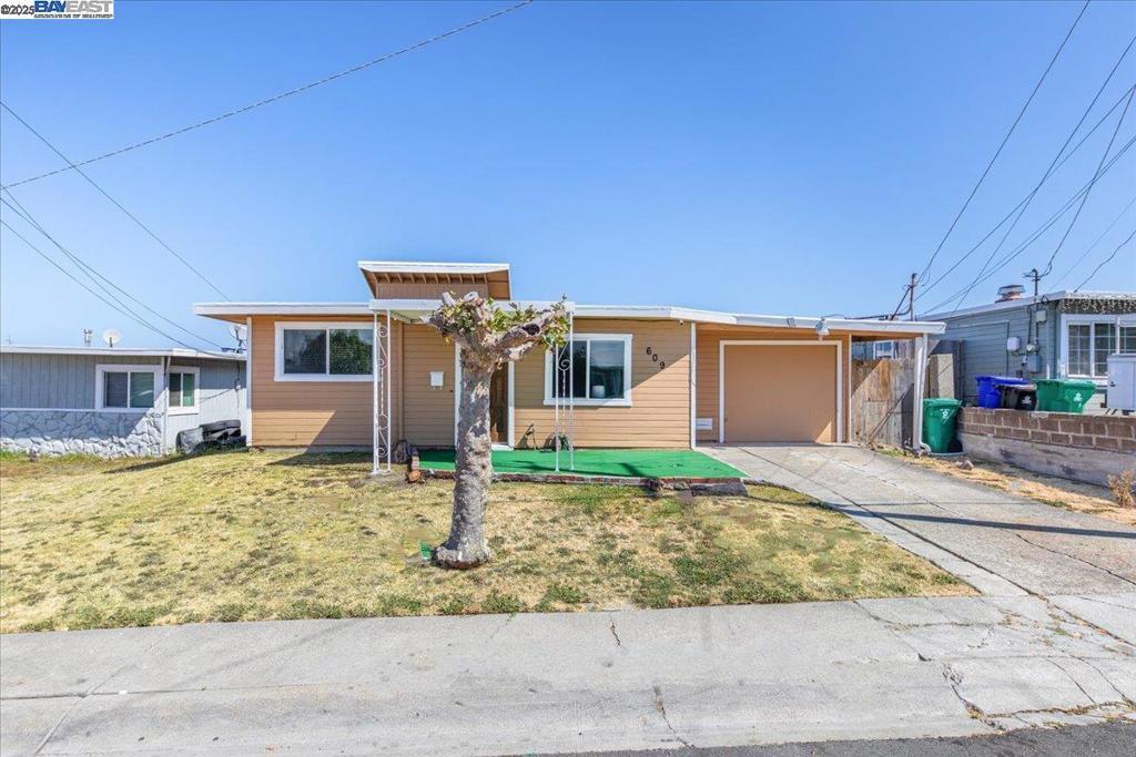 Photo of Listing #41093610