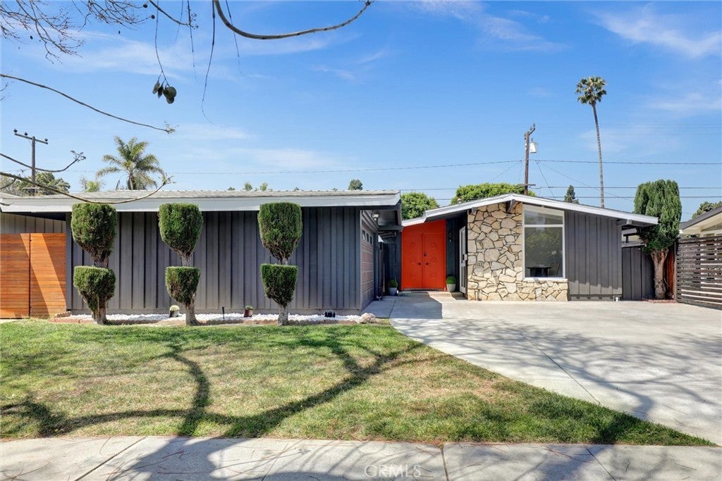 Photo of Listing #RS25084235