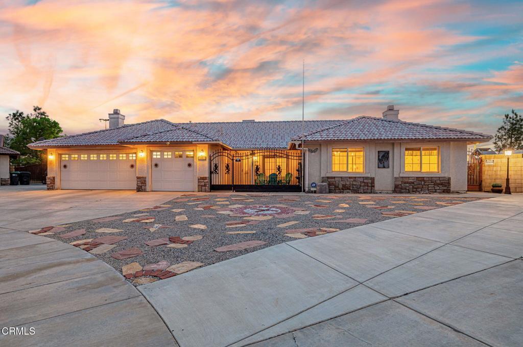 Photo of Listing #V1-29385