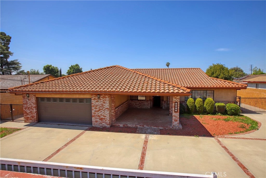 Photo of Listing #SR25082814