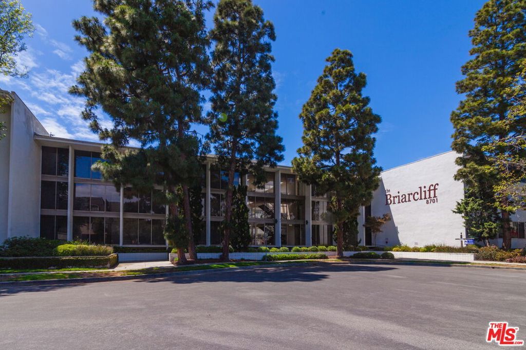 Photo of Listing #25526549