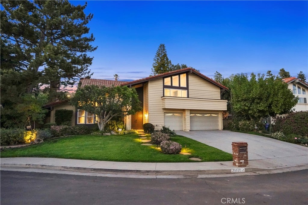 Photo of Listing #SR25081905