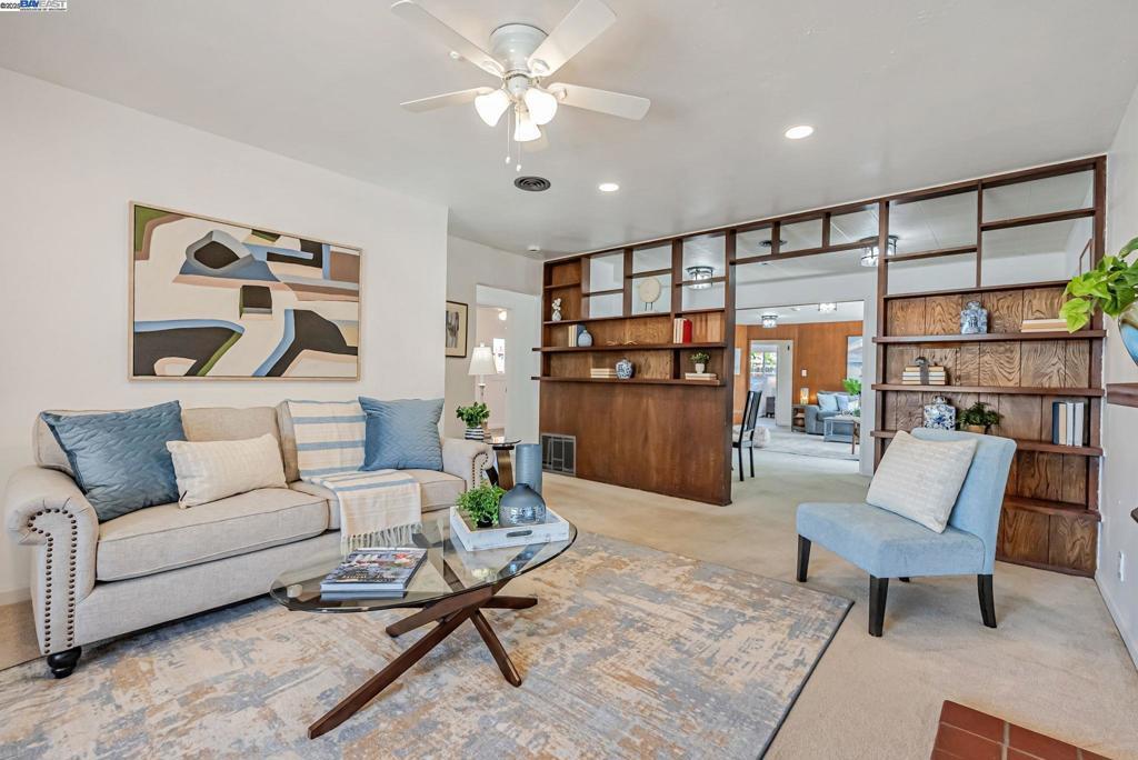 Photo of Listing #41093680