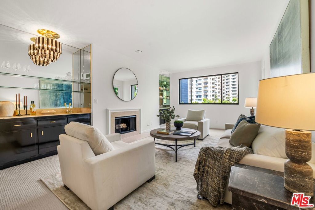 Photo of Listing #25525599