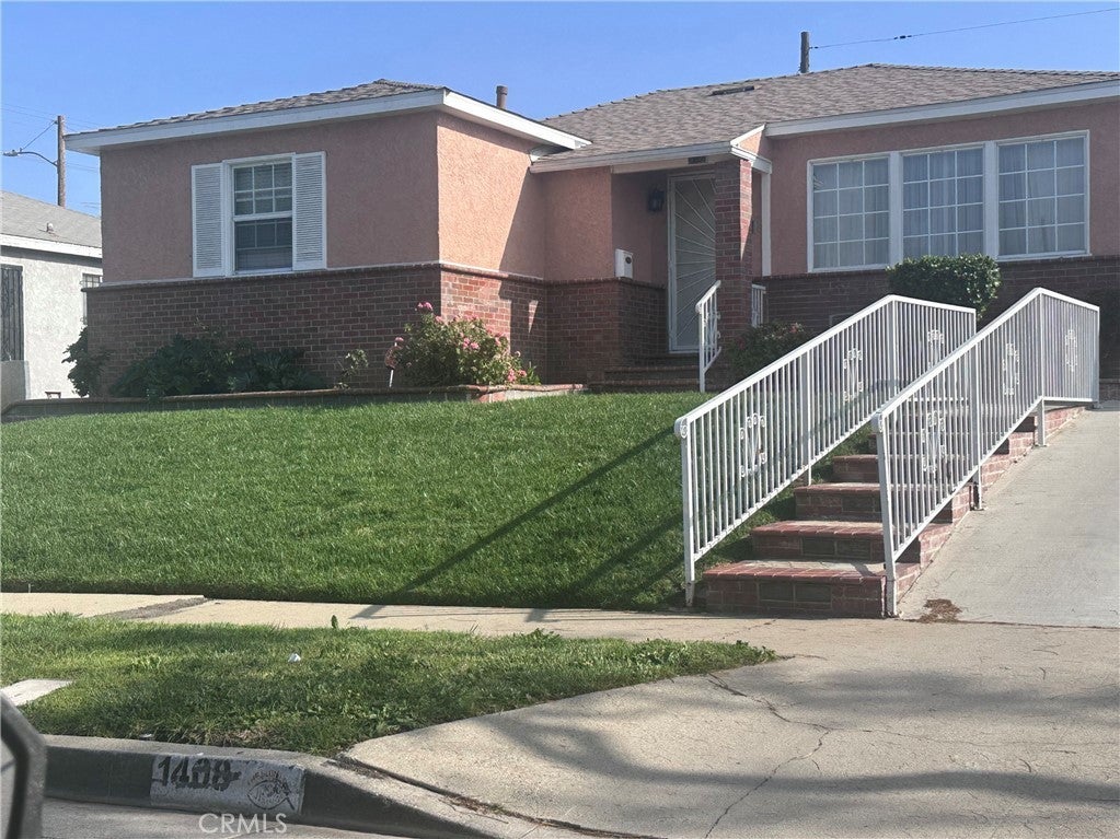 Photo of Listing #SB25082734