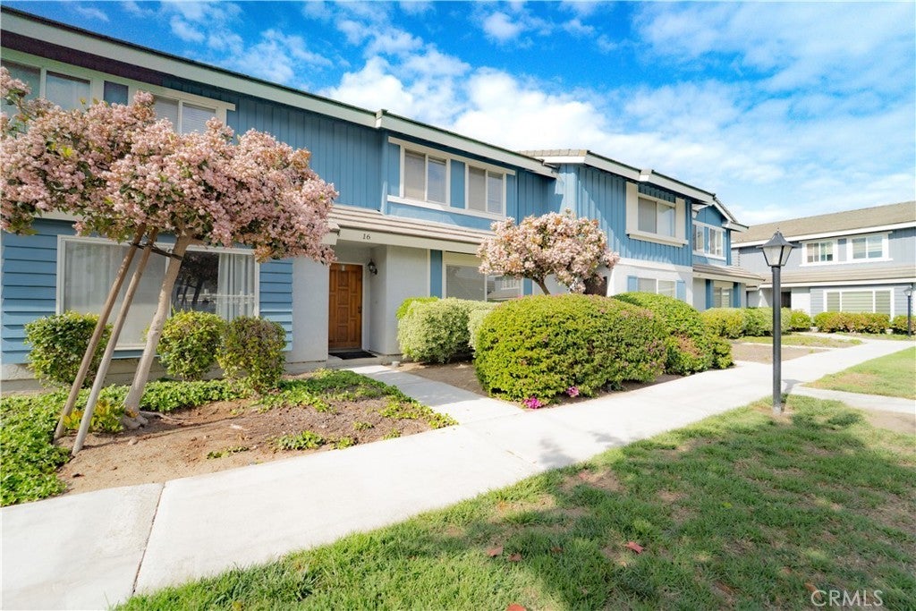 Photo of Listing #DW25084028