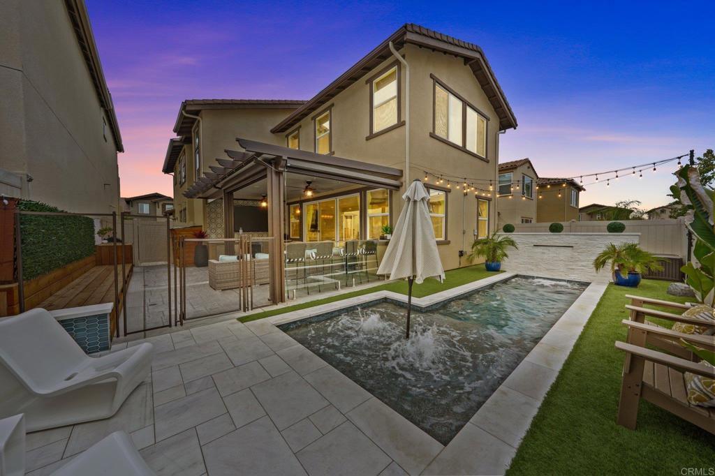 Photo of Listing #PTP2502735