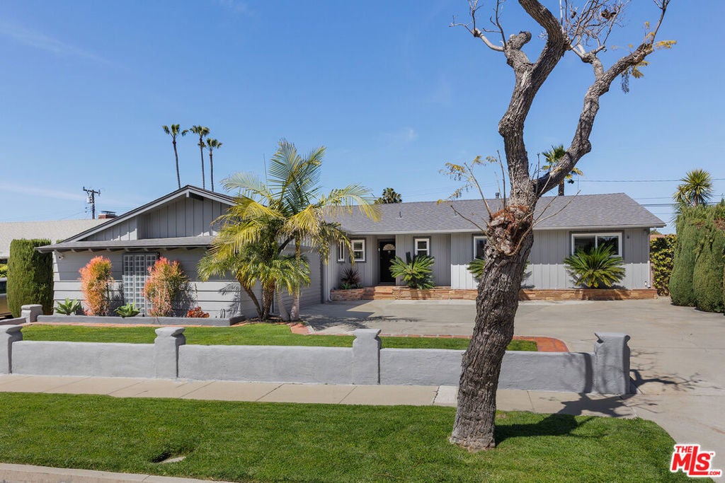 Photo of Listing #25522677