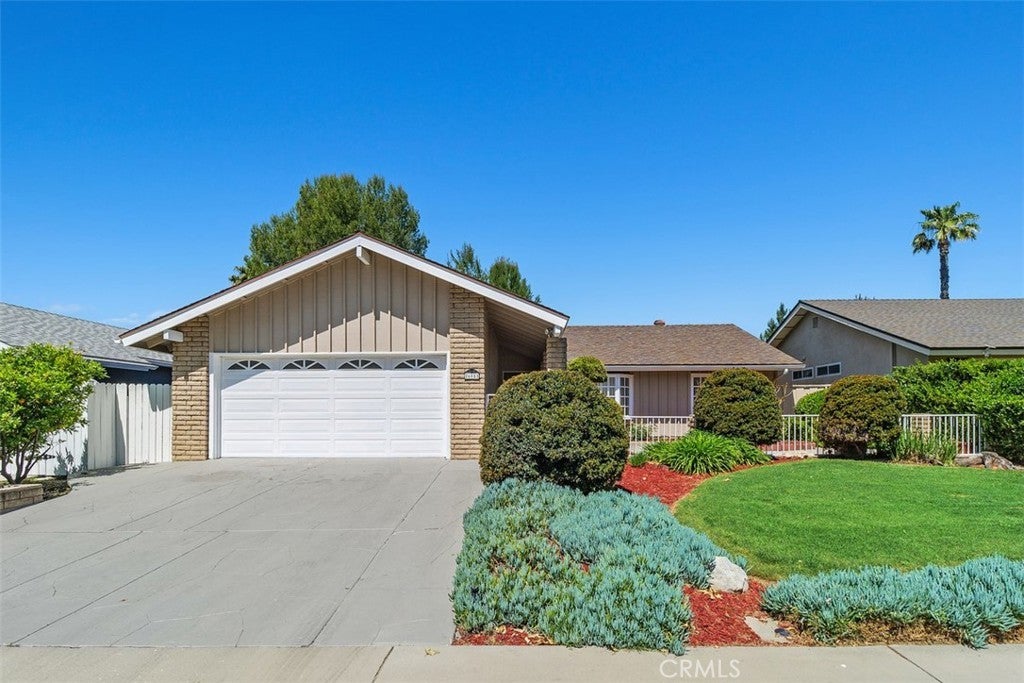 Photo of Listing #OC25081600