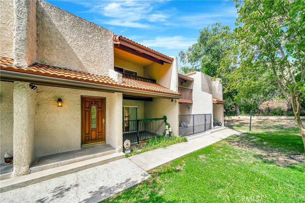 Photo of Listing #SR25084455