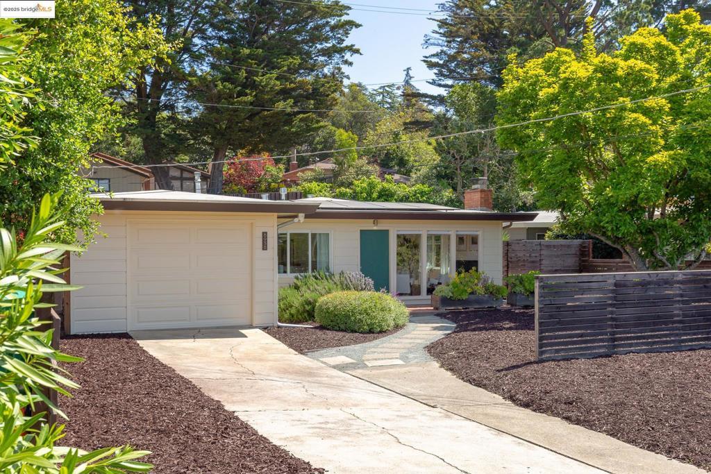 Photo of Listing #41093770