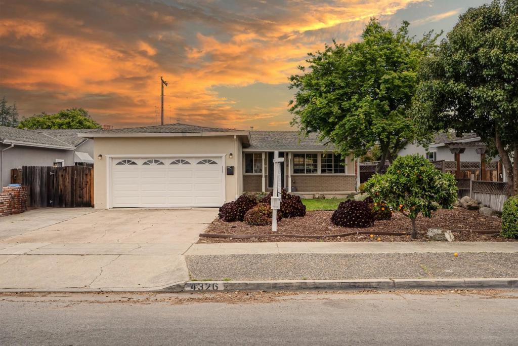 Photo of Listing #ML82001847