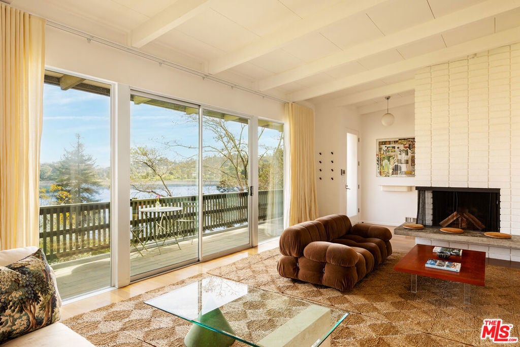 Photo of Listing #25525821