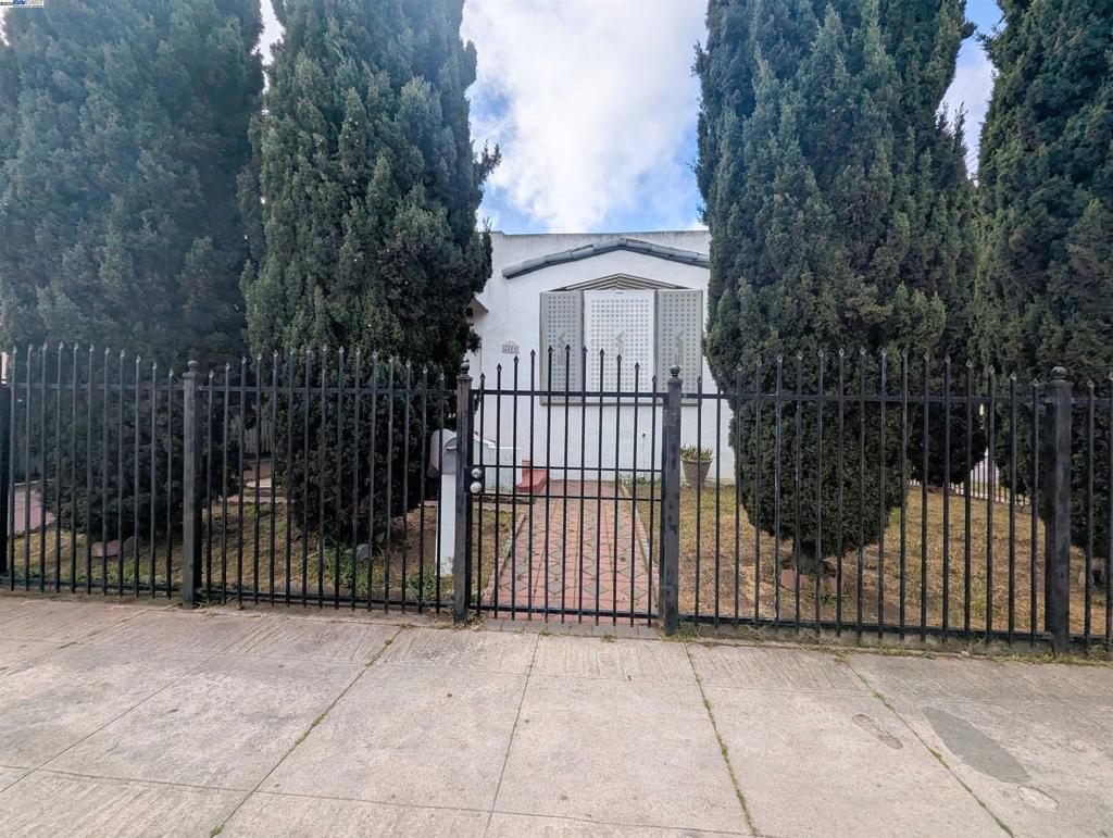 Photo of Listing #41093851