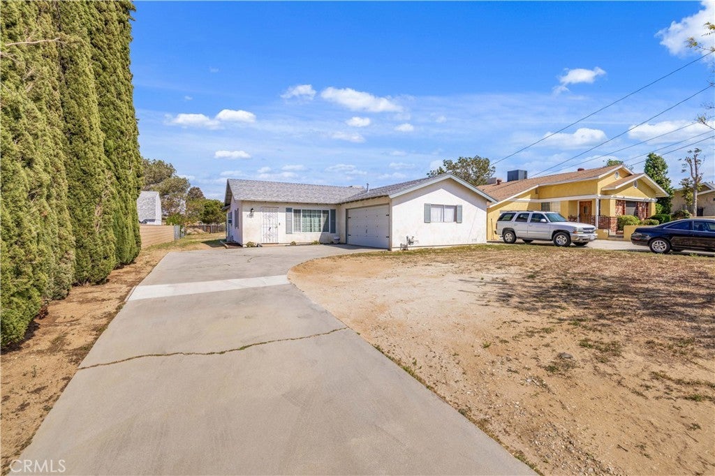 Photo of Listing #SR25082273