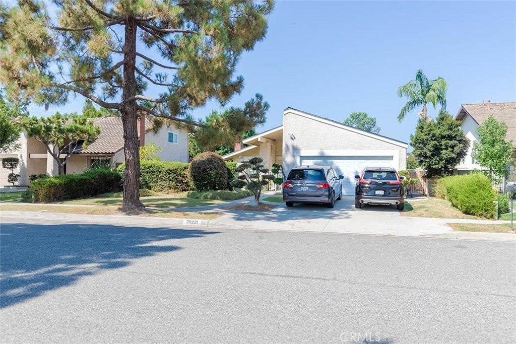 Photo of Listing #RS25085706