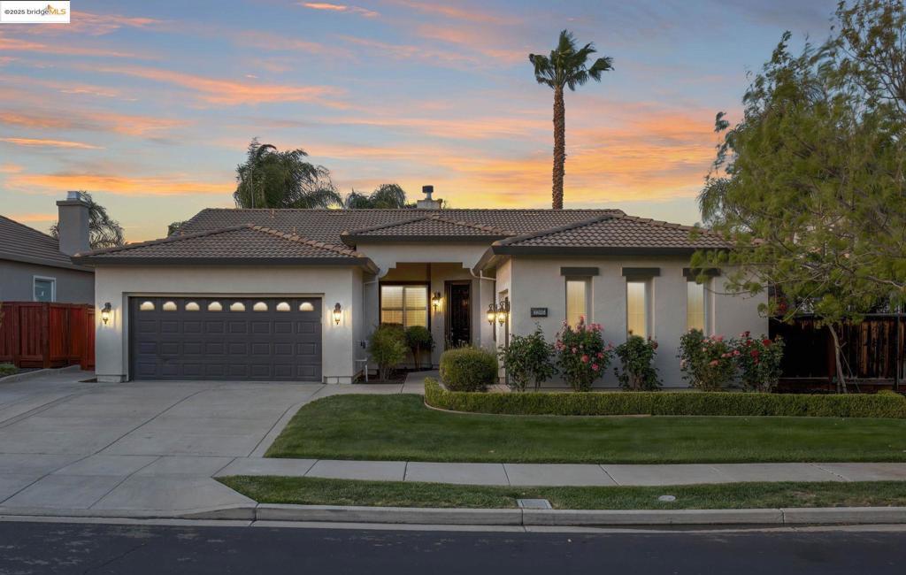 Photo of Listing #41093898