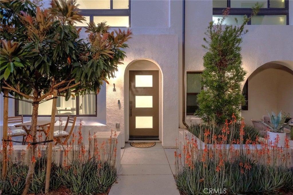 Photo of Listing #PV25084073