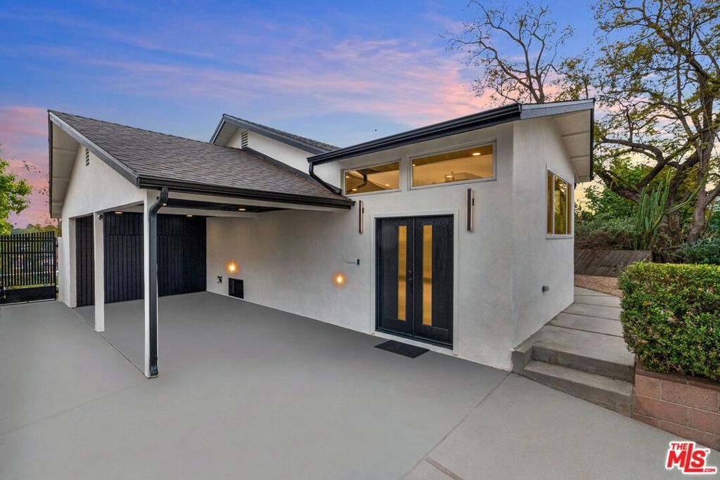 Photo of Listing #25527241