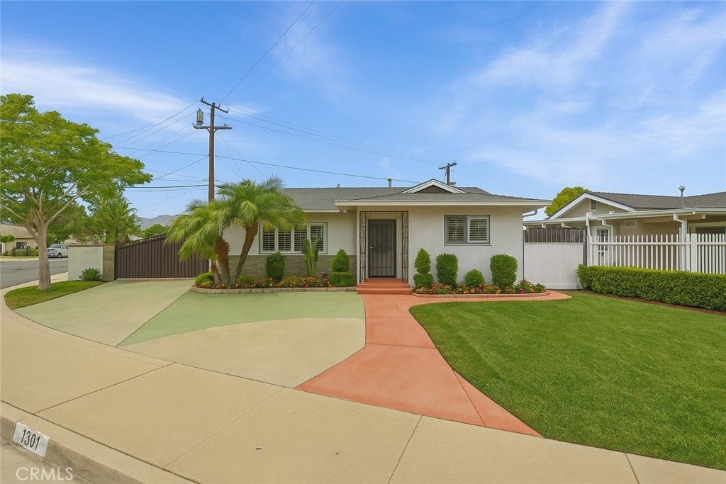 Photo of Listing #CV25085906