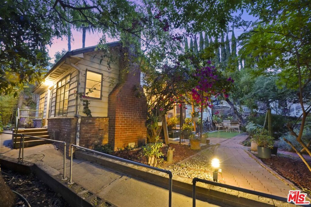 Photo of Listing #25527007