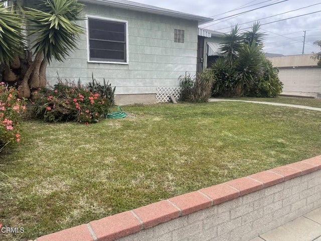 11966 Freeman Avenue, Hawthorne.